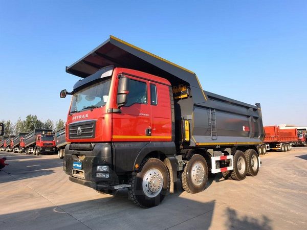 самосвал SITRAK 8х4, 540 л.с., МКПП+рет, 25 куб, R24, козырёк на всей кабиной